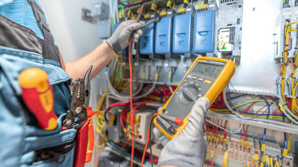 Best Emergency Electrical Repair  in Carol Stream, IL